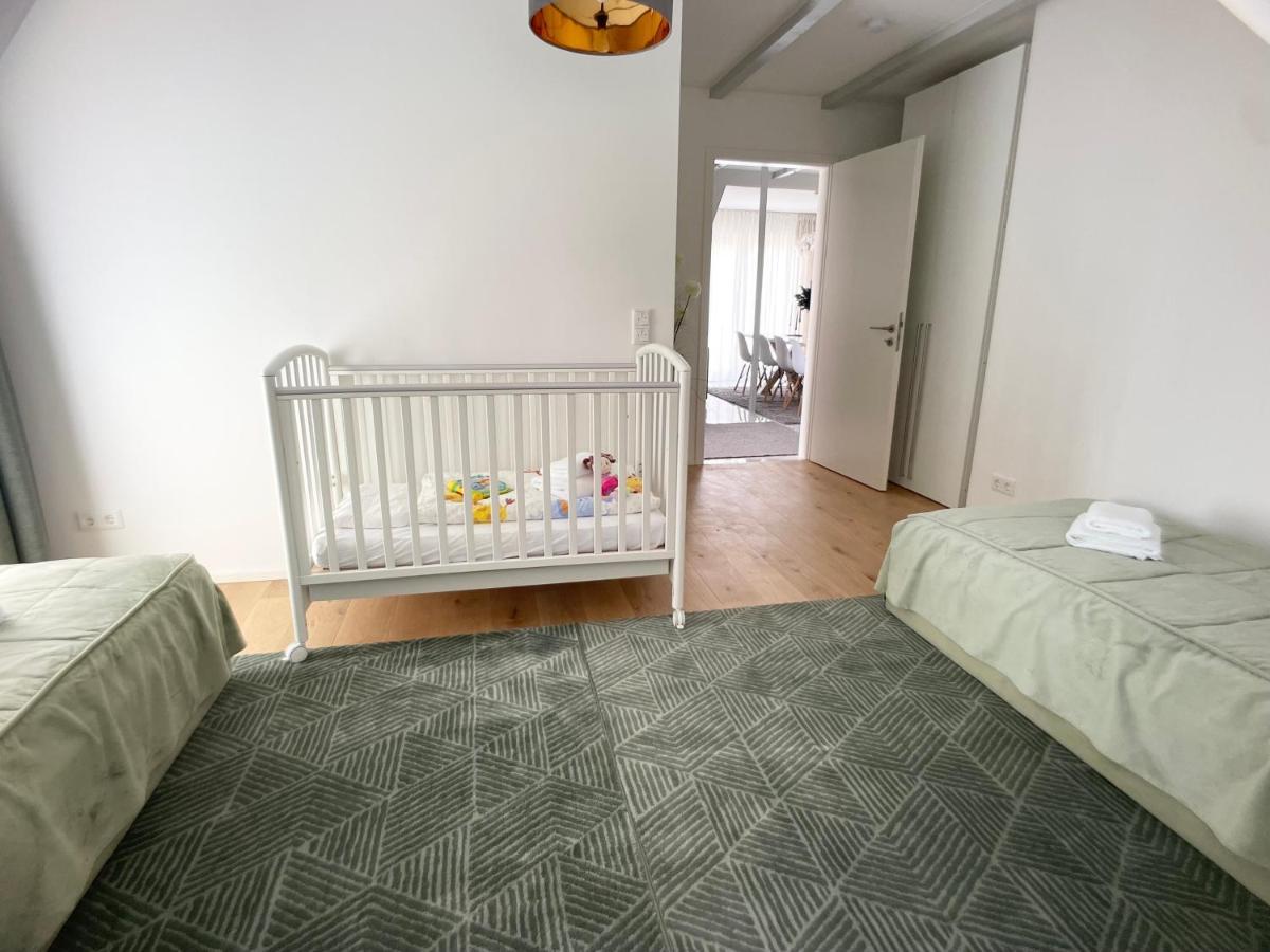 M-Style 04 Apartment Mit Balkon Und Gasgrill, 24H Self-Check-In, Free Parking, Netflix Núremberg Exterior foto