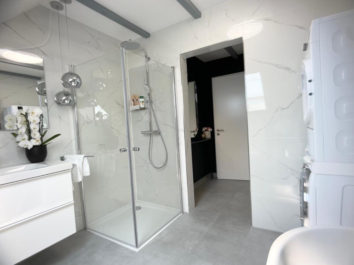 M-Style 04 Apartment Mit Balkon Und Gasgrill, 24H Self-Check-In, Free Parking, Netflix Núremberg Exterior foto