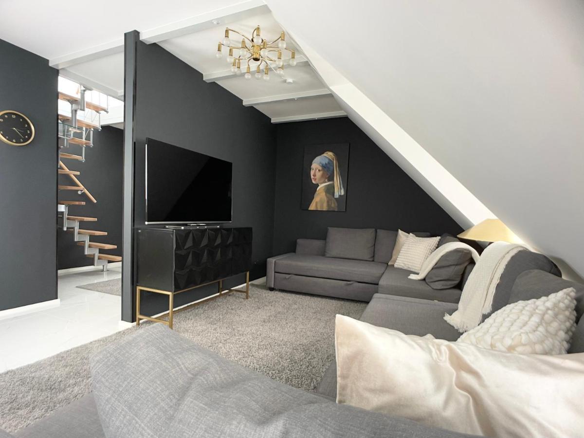 M-Style 04 Apartment Mit Balkon Und Gasgrill, 24H Self-Check-In, Free Parking, Netflix Núremberg Exterior foto
